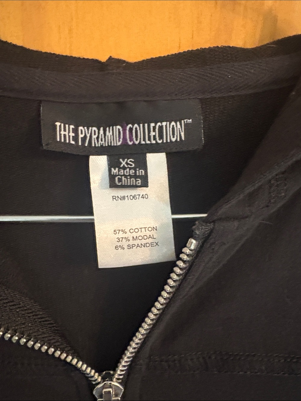 The Pyramid Collection Black Zip Hoodie Jacket - Picture 2 of 9